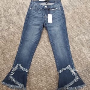Judy Blue Tulip Crop Capri Jeans